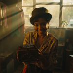 Réussir ses trouvailles en friperie vintage